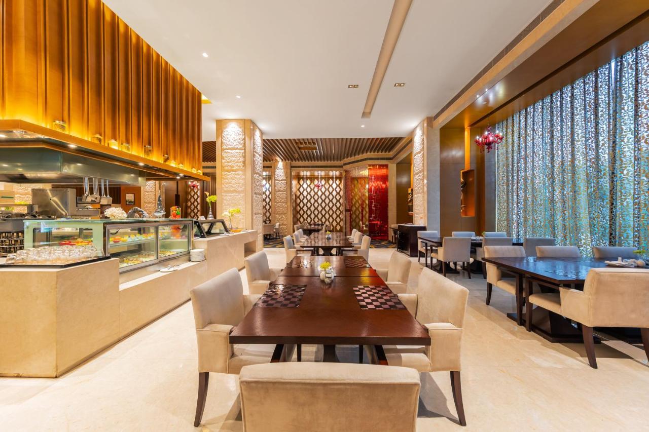 Movenpick Hotel אנשי מראה חיצוני תמונה