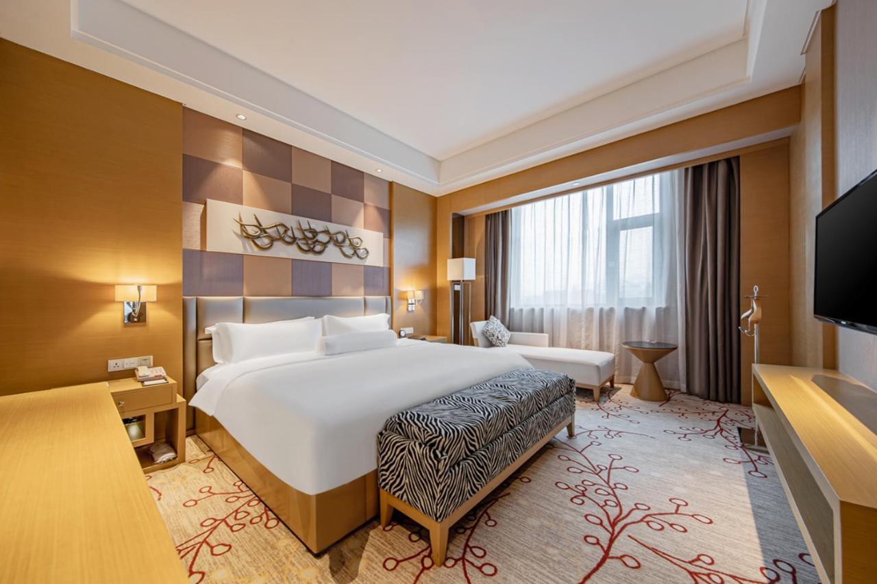 Movenpick Hotel אנשי מראה חיצוני תמונה